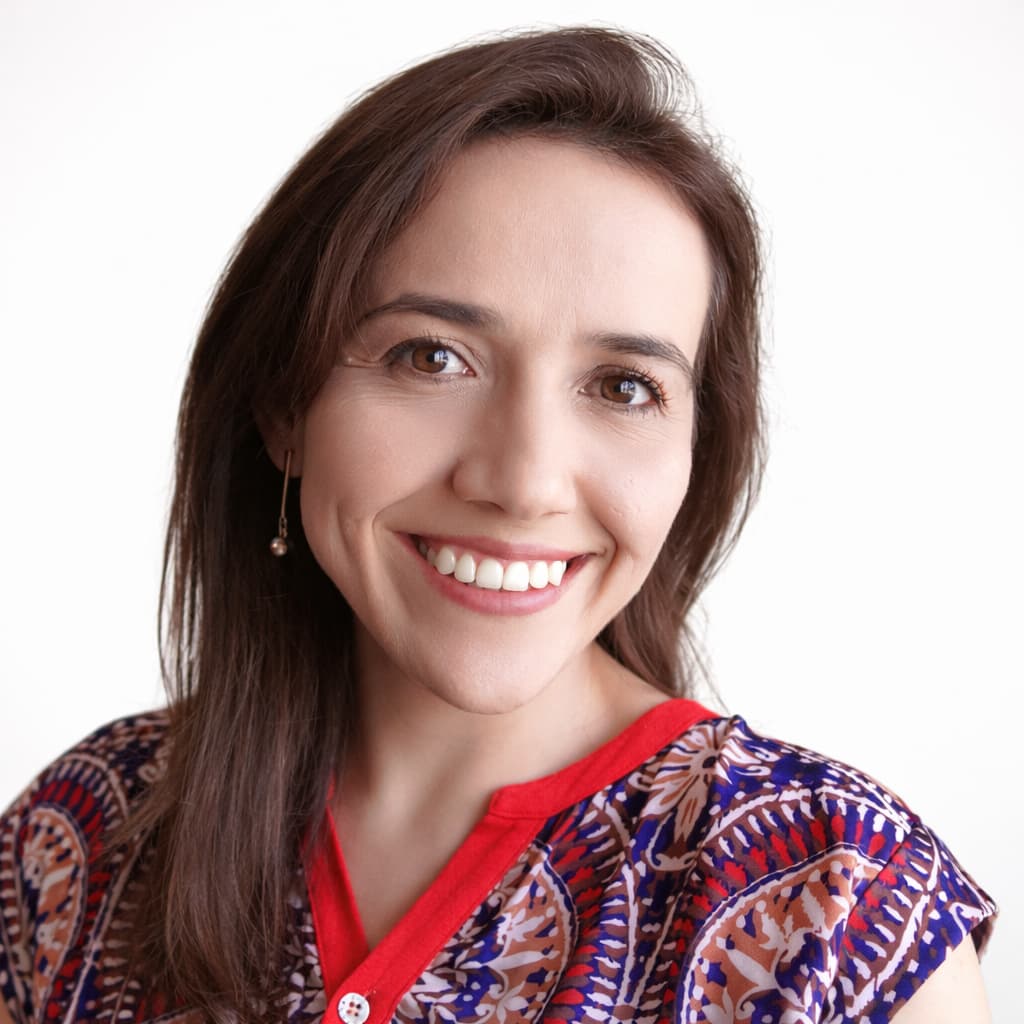 Adriana Cristina Rueda Sañudo — Terapeuta Holística, Autora y Guía Espiritual, Bogotá Colombia